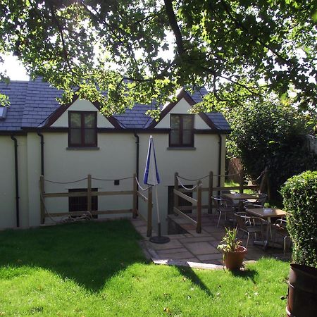 Carpenters Cottages Llanishen 외부 사진
